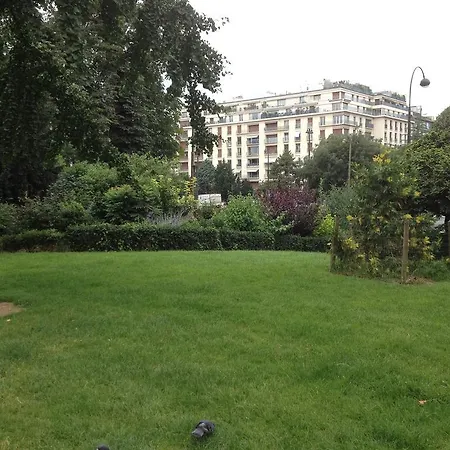 Studio Arc De Triomphe 公寓